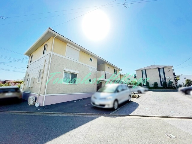 茅ヶ崎市東海岸南６丁目のアパート