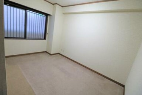 【洋室】 | ロワジール伊東湯川