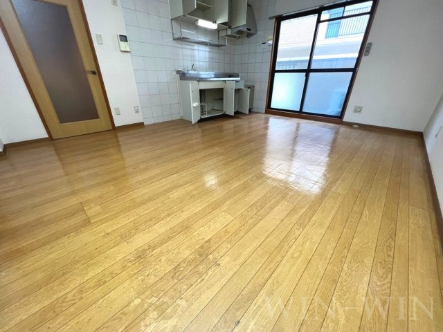 ボヌール 壱番館の居間・リビング