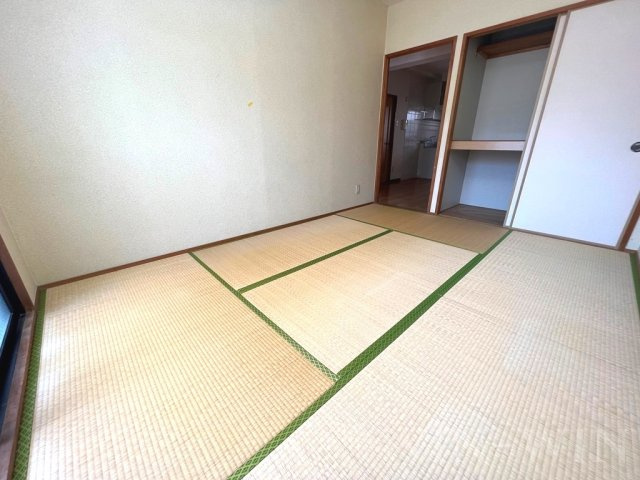 ボヌール 壱番館の和室