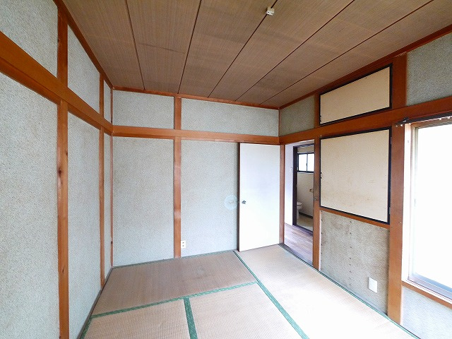 六条西4丁目テナントの内装