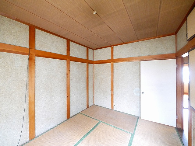 六条西4丁目テナントの内装