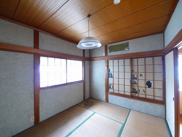六条西4丁目テナントの内装