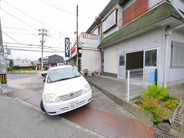 六条西4丁目テナントのその他
