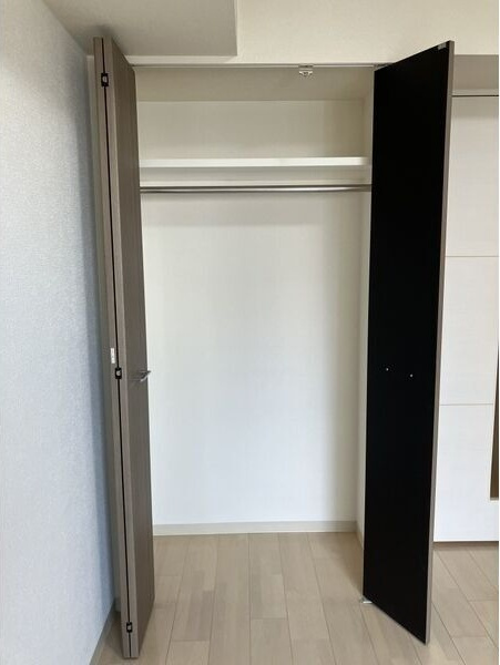 プレサンスSAKAEリバースタイルの収納