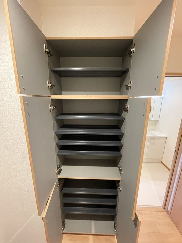 プレシャス長丘の収納