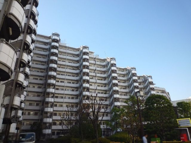 ルネ門前仲町パークステイツの外観|オートロック＆防犯カメラ付き新耐震基準適合大規模マンション、ルネ門前仲町パークステイツは即日現地案内可能となっておりますので、お気軽にお問い合わせください！
