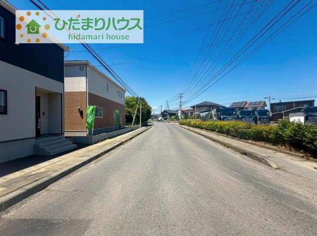 【前面道路含む現地写真】 | 土浦市神立東第5　新築戸建　2号棟 | 今から見たいも大歓迎！！お気軽にお問い合わせください！