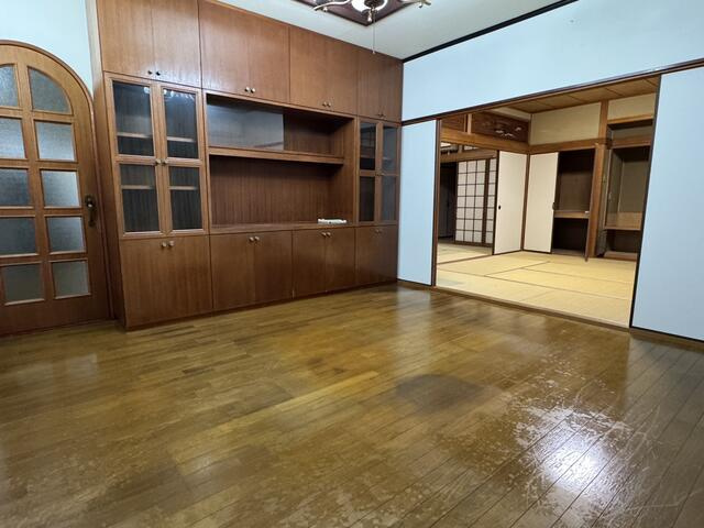 【居間・リビング】