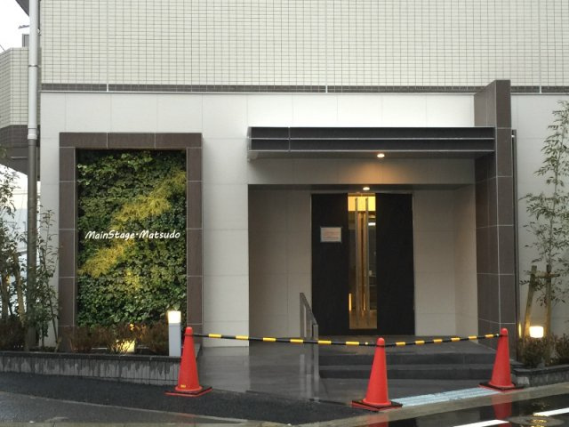 メインステージ松戸 のエントランス