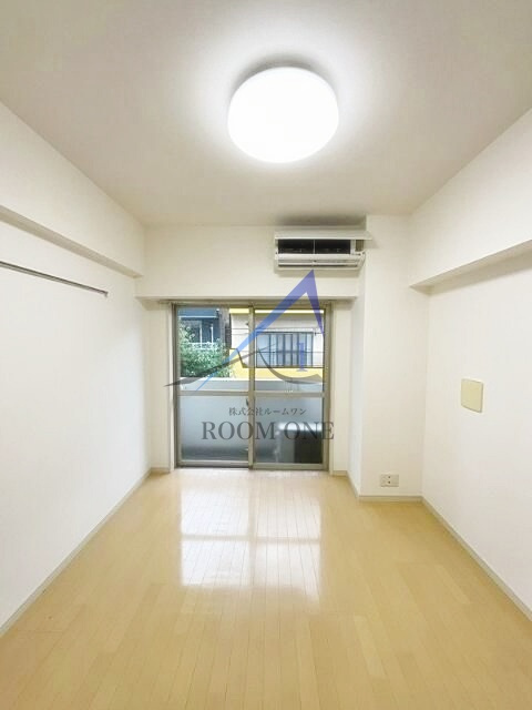 プレール・ドゥーク亀戸Ⅲの居間・リビング|洋室のお部屋です。