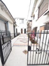 ソルナクレイシア方南町のエントランス
