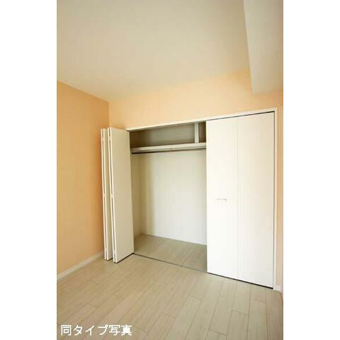 横浜市戸塚区戸塚町の賃貸マンションの収納