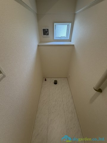 平塚市入野　新築戸建　全3棟3号棟のトイレ