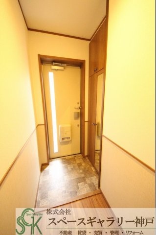 エルメゾン白水の玄関|※お部屋により仕様が異なる場合があります※