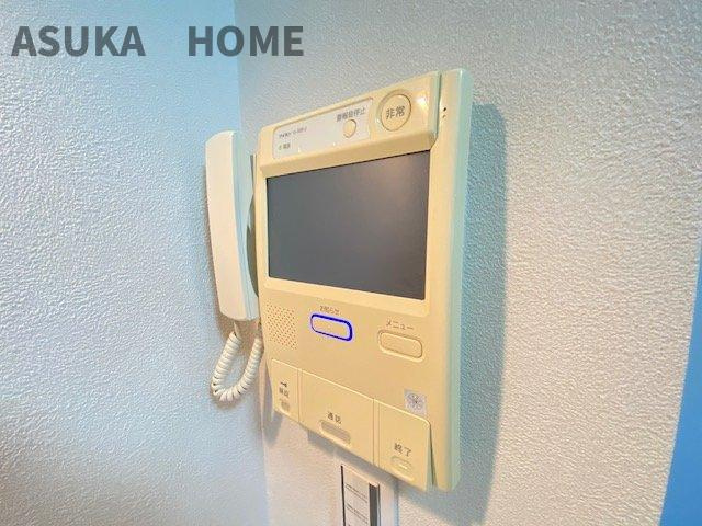 弘明寺ガーデンハウスの防犯設備|TVモニター付インターホンで防犯面も安心です。