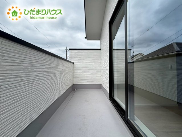 桶川市北12期　新築戸建　01のバルコニー