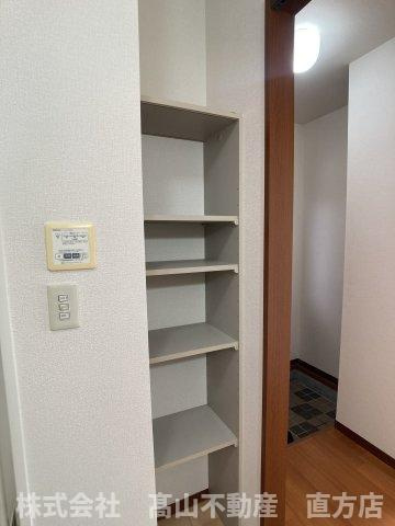 宮若市本城のアパートの収納