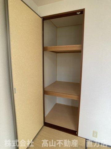 宮若市本城のアパートの収納