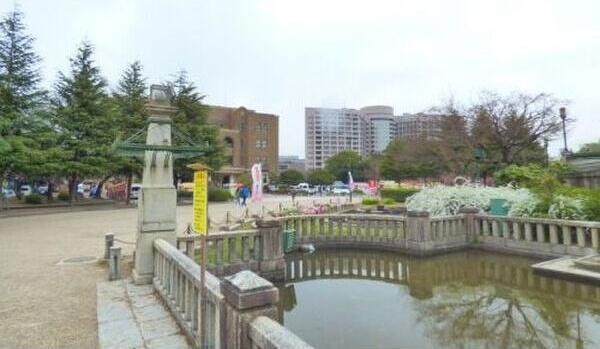 麦島建設本社ビルの周辺