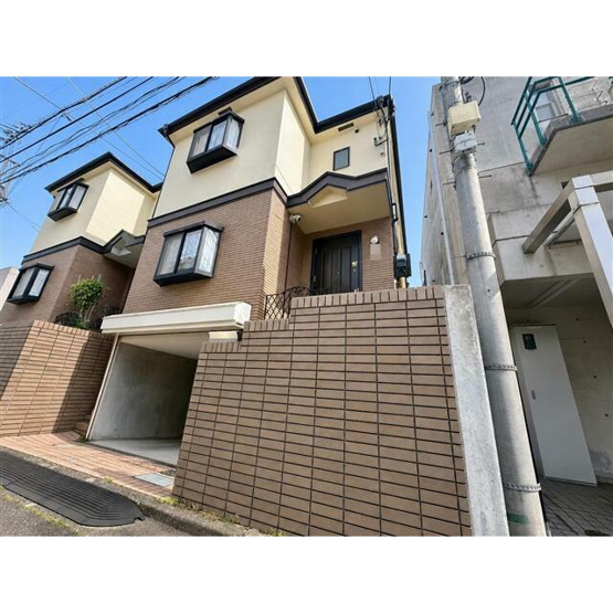 【外観】 | 杉並区高円寺北2丁目戸建 | 落ち着いた雰囲気。