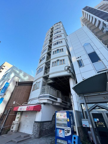 エスタイル尼崎の外観