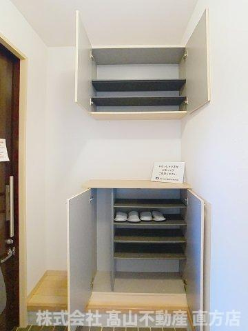 宮若市本城のアパートの収納