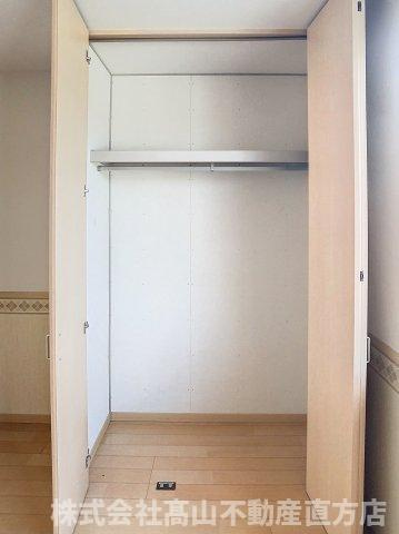 宮若市原田のアパートの収納