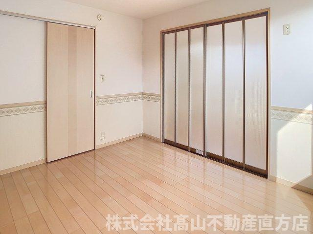 宮若市原田のアパートの洋室