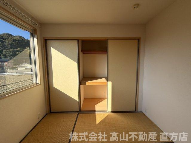 宮若市本城のアパートの収納