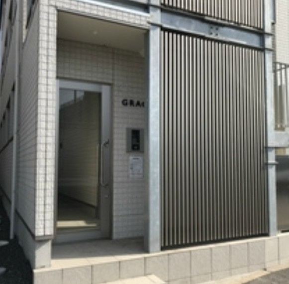 GRACE HILLSのエントランス