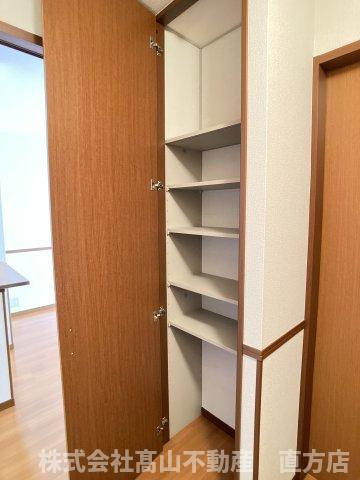 スクーデリア2006　C棟の収納