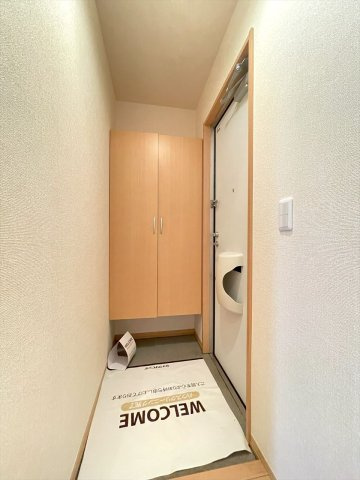 エクセルヒルズBの玄関|※左右反転タイプ・別室の写真になります。