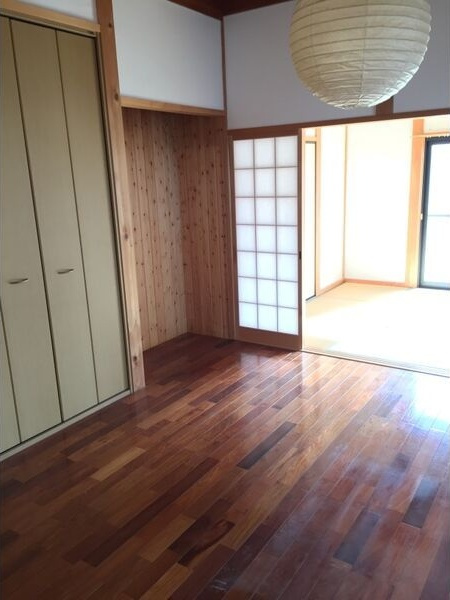 豊田市美里2丁目貸家の洋室