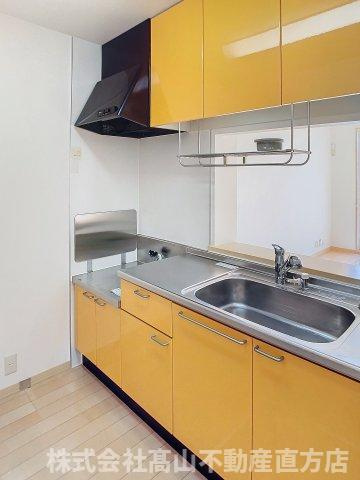 宮若市本城のアパートのキッチン