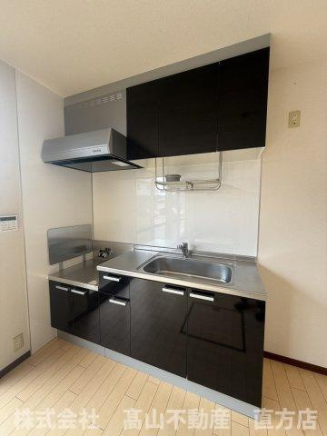 直方市大字感田のアパートのキッチン