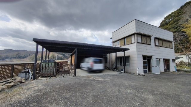 能勢町貸倉庫（Ａ）の外観