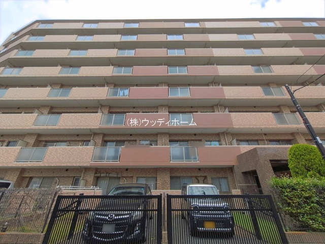 ローヤルシティ越谷　中古マンションの外観