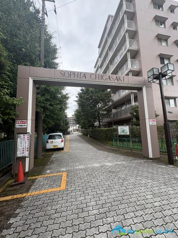 ソフィア茅ヶ崎A棟の外観