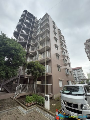 ソフィア茅ヶ崎A棟の外観