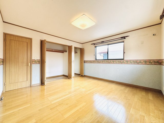 桐生市境野町4丁目　中古住宅の居間・リビング