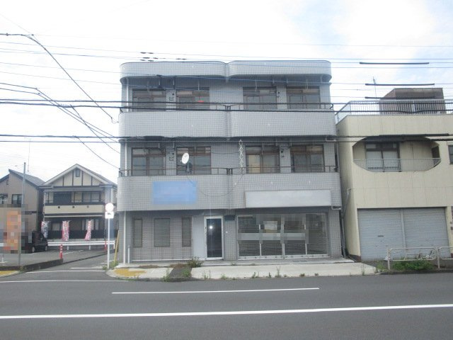 八王子市平岡町の倉庫