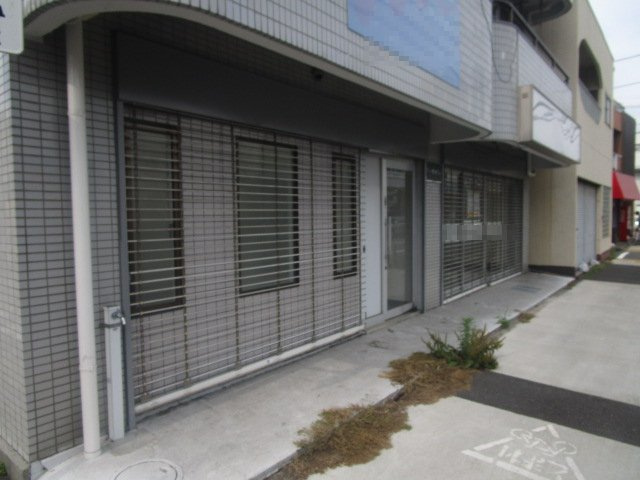 八王子市平岡町の倉庫