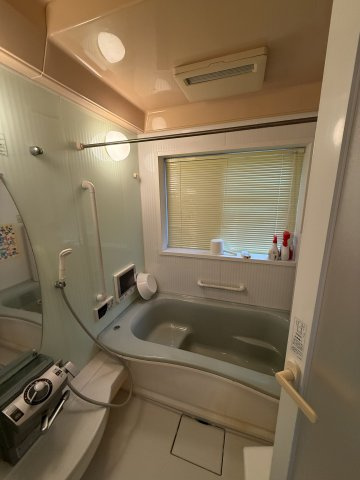 志茂3丁目中古戸建ての浴室|ゆったり過ごせるお風呂です
