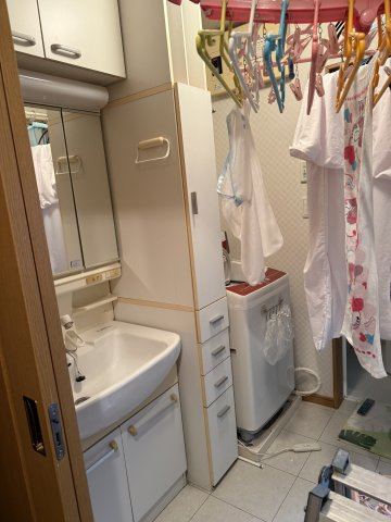 志茂3丁目中古戸建ての洗面所|ゆったりとスペースのある洗面所