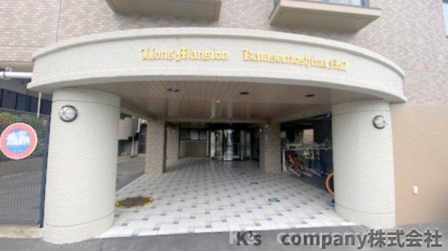 藤沢市片瀬海岸2丁目　ライオンズマンション片瀬江ノ島第二のエントランス|エントランス周辺スペース◇