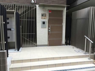 【エントランス】 | クレイノクーラ　ルガル