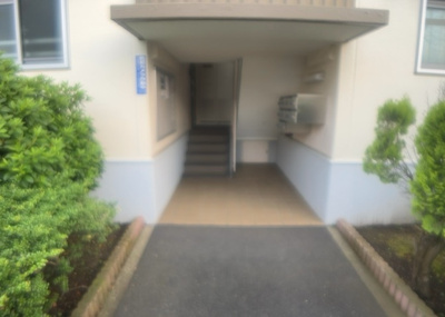 【防犯設備】 | ハイマート厚木Ｂ棟 | 当然のことではありますが、オートロックやセンサーライト、ホームセキュリティーなどの防犯設備があれば、小さいお子様がいるご家庭も安心ですよね！まず物件購入の際は、防犯設備もチェックするようにしましょう。