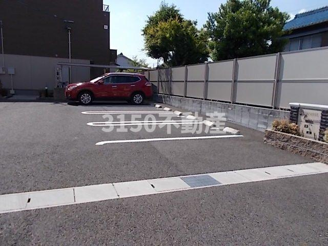 ハーベストＢの駐車場|駐車場があります