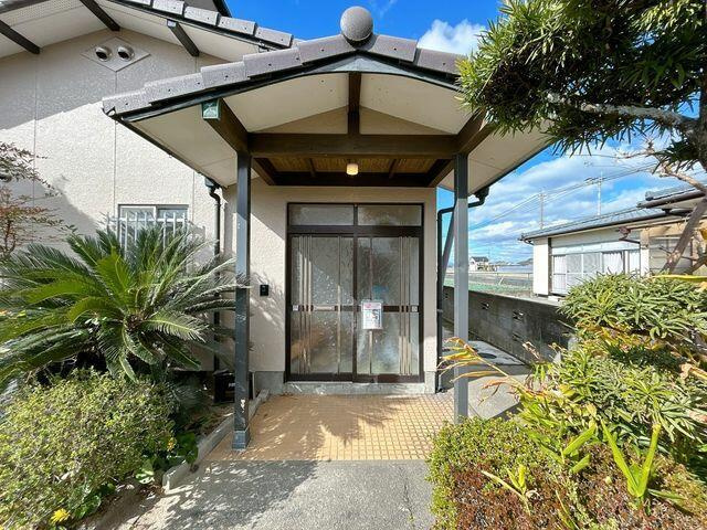 八代市郡築一番町の中古一戸建の玄関|玄関の写真です。
